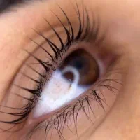 اکستنشن و لیفت مژه