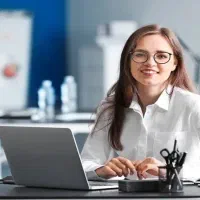 استخدام منشی شخصی و دستیار خصوصی