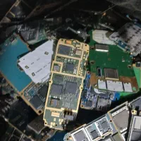 جمع آوری گوشی خراب قدیمی برد سوخته موبایل اوراقی