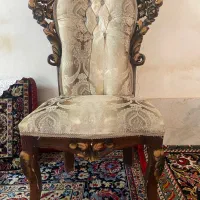 صندلی منبت چوبی رنگ و پارچه شده