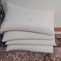 بالش تمیز سالم پر