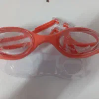 عینک  شنا، نو speedo