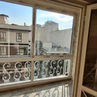 پنجره یو پی وی سی UPVC و توری پلیسه