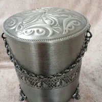 سطل وجادستمال