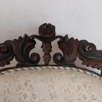 مبل کتیبه ۹ نفره در حد نو با دو میز عسلی و یک میز