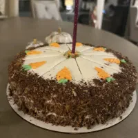 سفارش انواع کیک و شیرینی خانگی