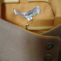 پالتو مانتو|لباس|فلاورجان, |دیوار