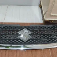 جلو پنجره سوزوکی