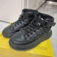 کتونی سایز۳۳ اندازه کف ۱۹سانت