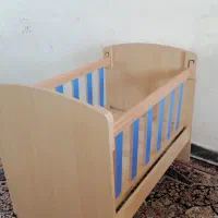 دوعدد تخت گهواره