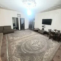 ۷۵ متری/ دو خواب/کاغذ دیواری(دیواری انتهای فرهنگ )