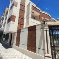 حیاط-دو-طبقه-325-متری-مغازه-دار-در-ایلخچی