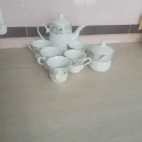 فنجان با قوری و قندان