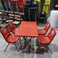 میز و صندلی فست فودیalish
