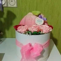 گل و عروسک