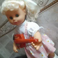 عروسک ویترینی آهنگ نمیخونه