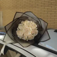 دسته گل و باکس روبانی آماده فروش (آف off)|گل مصنوعی|شیراز, شهرک سراج‎|دیوار