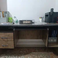 کمد و میز تحریر