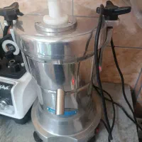آبمیوه گیری ای تک