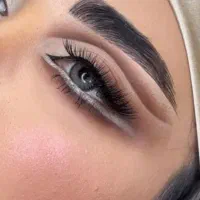 آموزش شینیون میکاپ رنگ لایت ناخن مژه کراتین تاتو