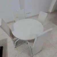میز و صندلی