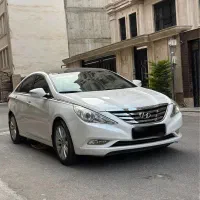 سوناتا وایف مدل ۲۰۱۱ استثنایی تک برگ