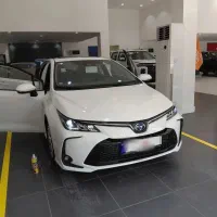 تویوتاکرولا۱۸۰۰ هیبرید