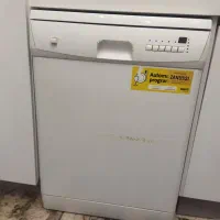 ماشین ظرفشویی زانوسی