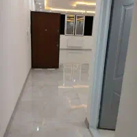نظافتی منزل وراپله پارکینگ  درب ورودی