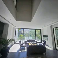اجاره دفتر اداری ۲۶۰ متری در نیاوران (سند اداری)