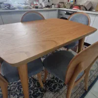 میز ناهارخوری ۴ نفره در حدنو ( نواب بریانک)