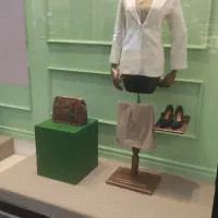 استخدام فروشنده خانم در پوشاک زنانه در فومن