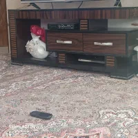 میز زیر تلوزیون