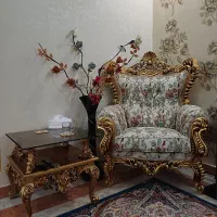 مبلمان سلطنتی ،مبل استیل ۹نفره به همراه میز|مبلمان خانگی و میز عسلی|تهران, صد دستگاه|دیوار