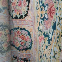 یک جفت فرش ۶متری مشکی گل برجسته ۵۰۰ شانه ترک