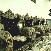 مبلمان سلطنتی ۹ نفره با سه میز عسلی|مبلمان خانگی و میز عسلی|قم, نخودی|دیوار