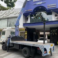 جرثقیل میلاد. شبانه روزی