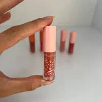 لیپ گلاس مایع کیوت و جذاب|آرایشی، بهداشتی، درمانی|شاهرود, |دیوار