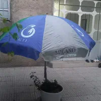 چتر سایبان مخصوص برف و باران پاییز