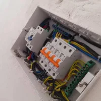 برق کشی و لوله کشی ساختمان