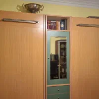 دو عدد تخت و کمد برند کمجا چوب