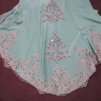 لباس مجلسی|لباس|کلاله, |دیوار