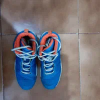 کفش ورزشی بسکتبال مارک با قیمت مناسب|کفش و لباس بچه|شیراز, شهرک والفجر|دیوار