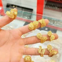 بیا اینجا نقره برابر طلا داشته باش با کمترین قیمت|جواهرات|مشهد, هفده شهریور|دیوار