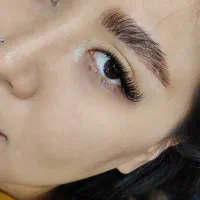 آموزش و خدمات اکستنشن مژه