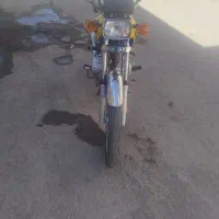 موتور سیکلت 200