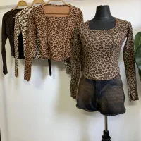 کراپ پلنگی|لباس|مشهد, هنرور|دیوار