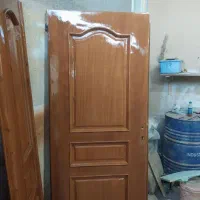 رنگکاری درورودی کابینت وکلیه وسایل چوبی
