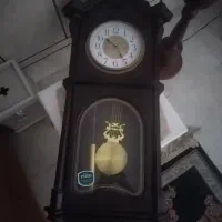 ساعت دیواری بلند در حد نو