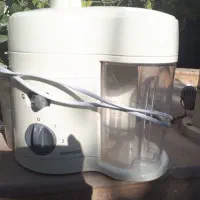 آبمیوه گیری کنوود|آبمیوه‌گیر و آب‌مرکبات‌گیر|تاکستان, |دیوار